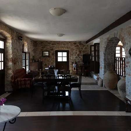 Belessi's Mansion * Monemvasía