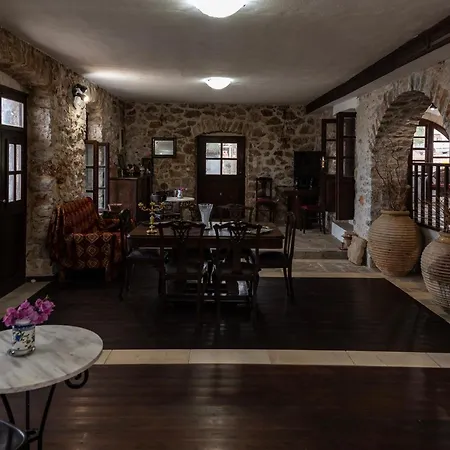 Belessi's Mansion 公寓 莫奈姆瓦夏