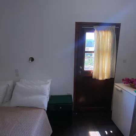 公寓 Belessi's Mansion 莫奈姆瓦夏
