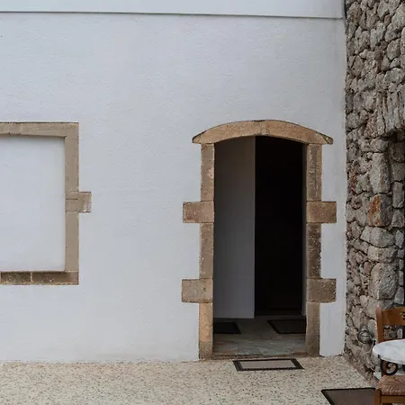 Belessi's Mansion Apartment