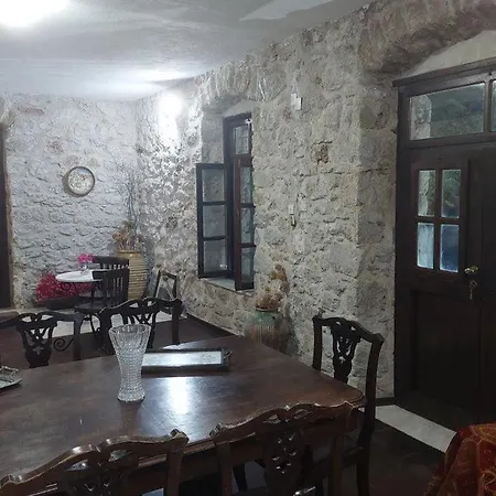 Belessi's Mansion * Monemvasía