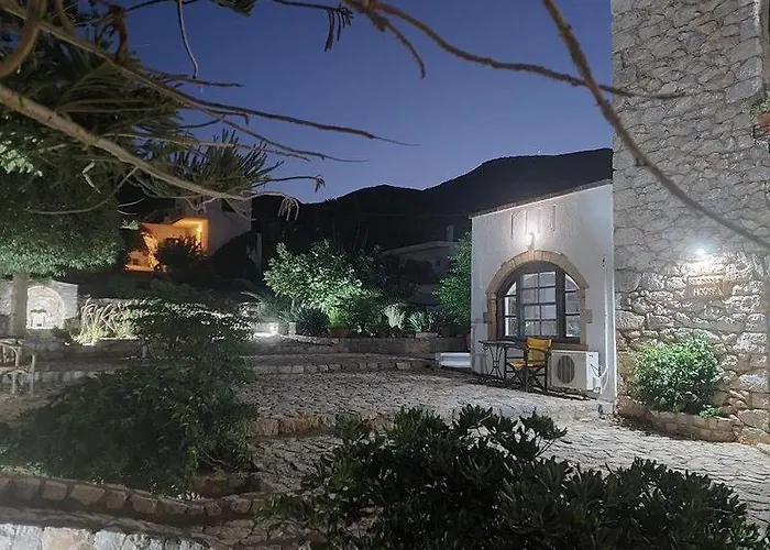 Belessi's Mansion דירה *