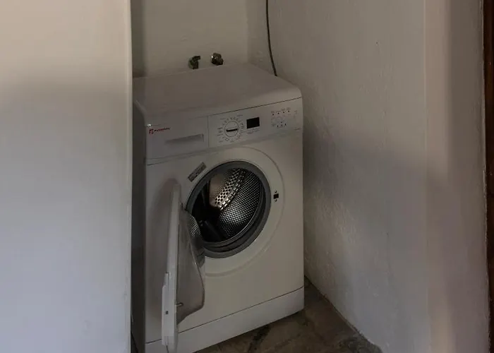 Belessi's Mansion דירה מונמבאסיה