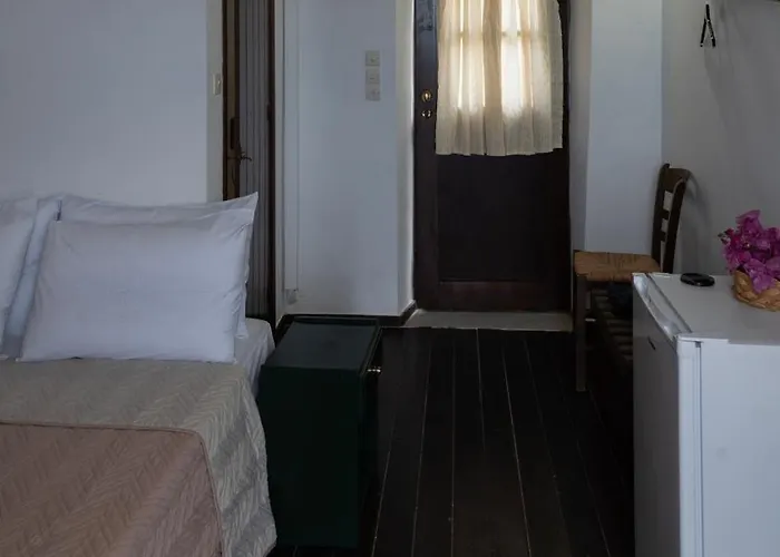 Belessi's Mansion * מונמבאסיה