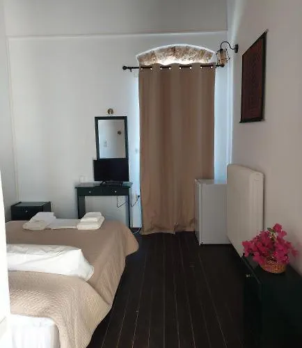 Belessi's Mansion דירה *