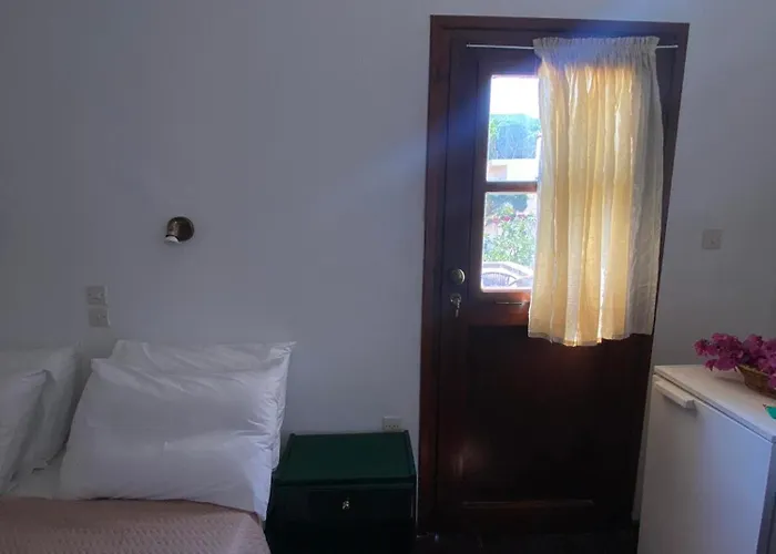 דירה Belessi's Mansion מונמבאסיה