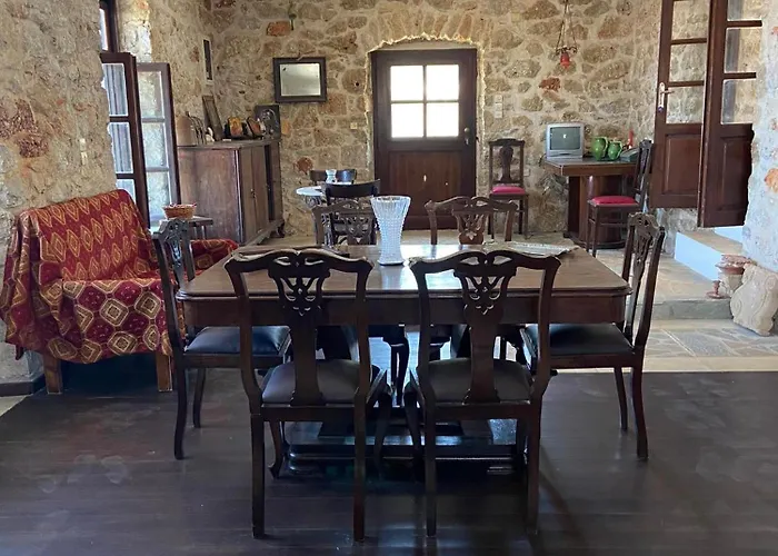 Belessi's Mansion דירה *