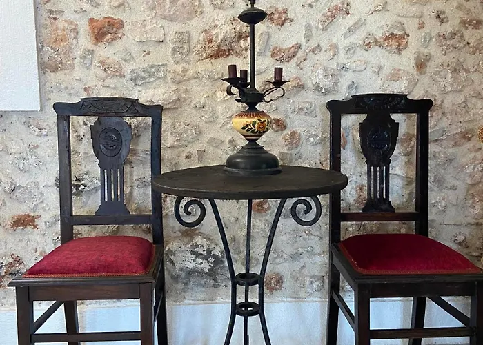 Belessi's Mansion شقة