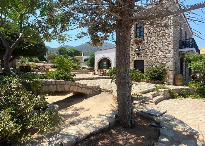 Belessi's Mansion דירה *