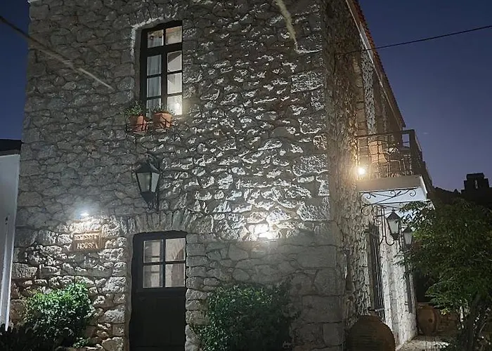 דירה Belessi's Mansion *