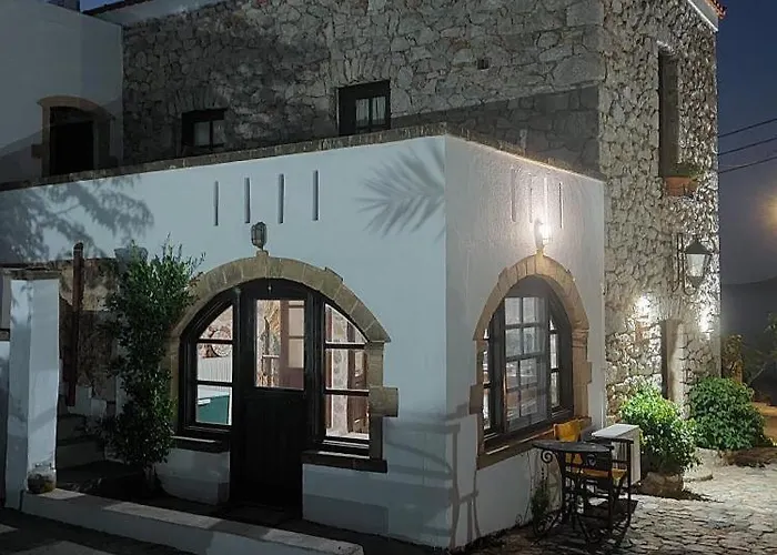 Belessi's Mansion * מונמבאסיה